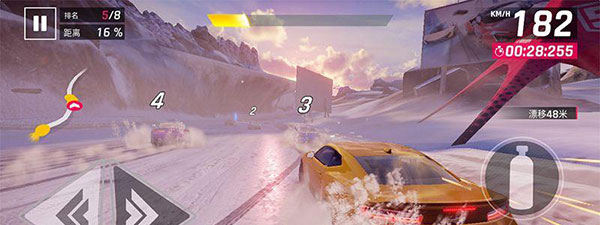 Ұ쭳8׿ذװ(Asphalt 8װ)