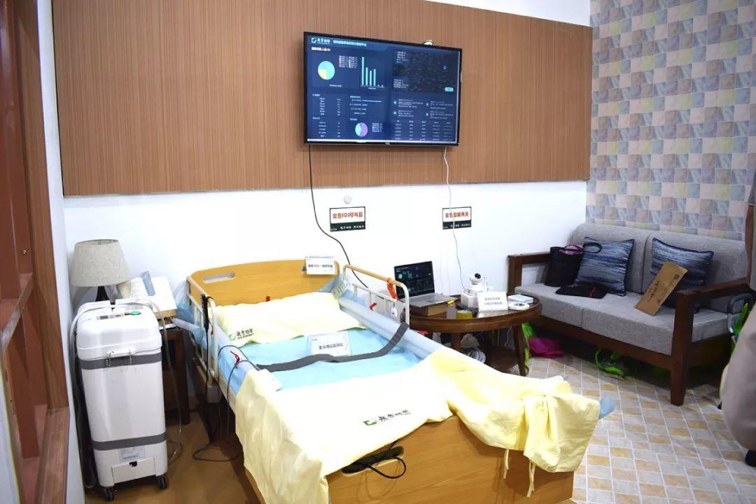LuluCare���ܻ����豸�ڼ�ͥ�����еİ�װ��ʹ�ó���