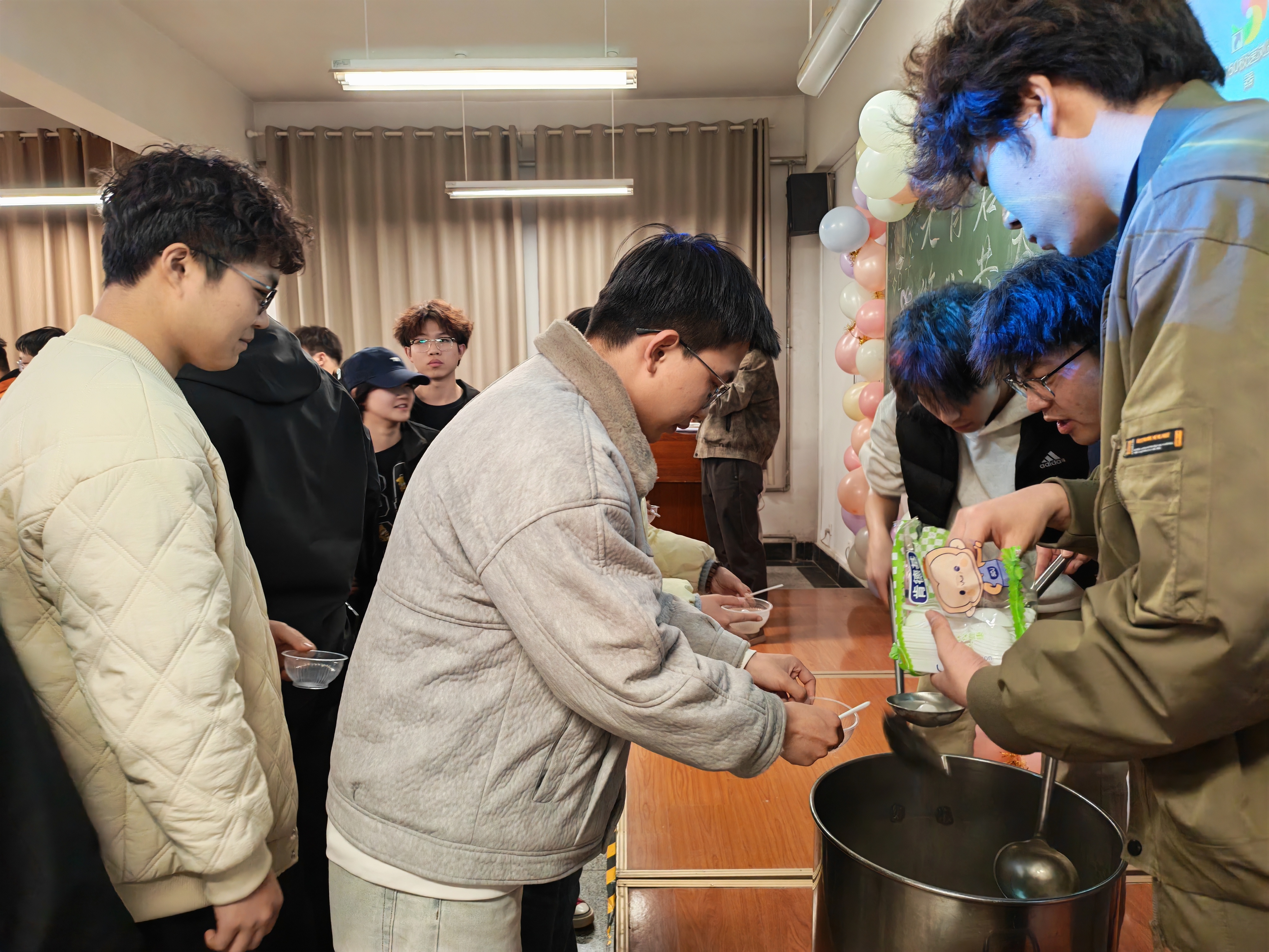 元宵上岸 节后备考收心攻略 书桌学习场景