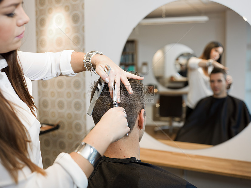 ���Է���(Hairstyle Salon) ɳ����ͨ���ɺͷ���ϸ�ڲο�ͼ