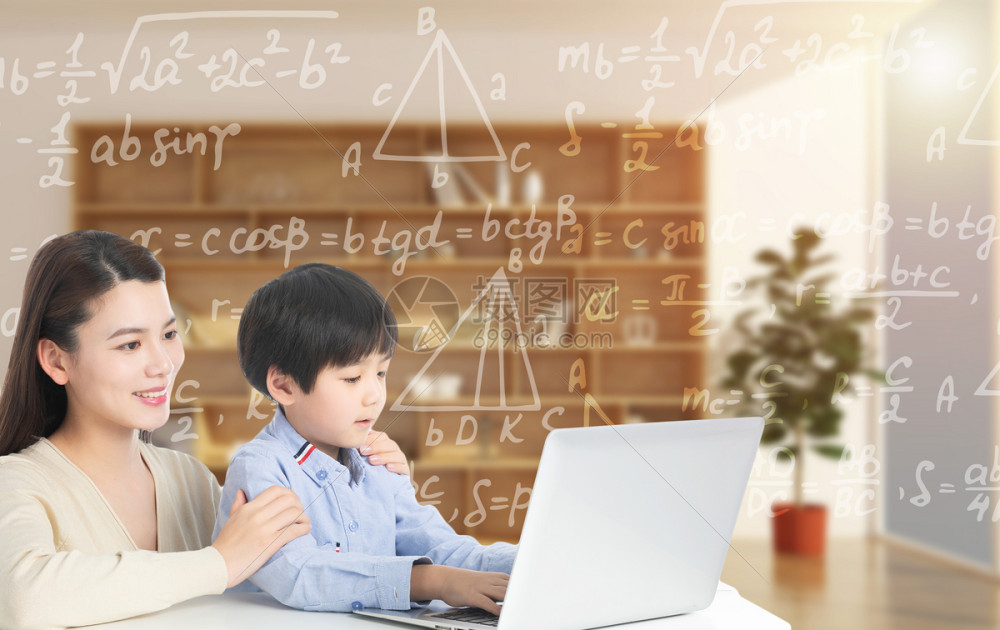 UKidSchool(UKidSchoolӢ��) �ҳ��㺢����������ʵ���� �γ̽�����ѧϰЧ������