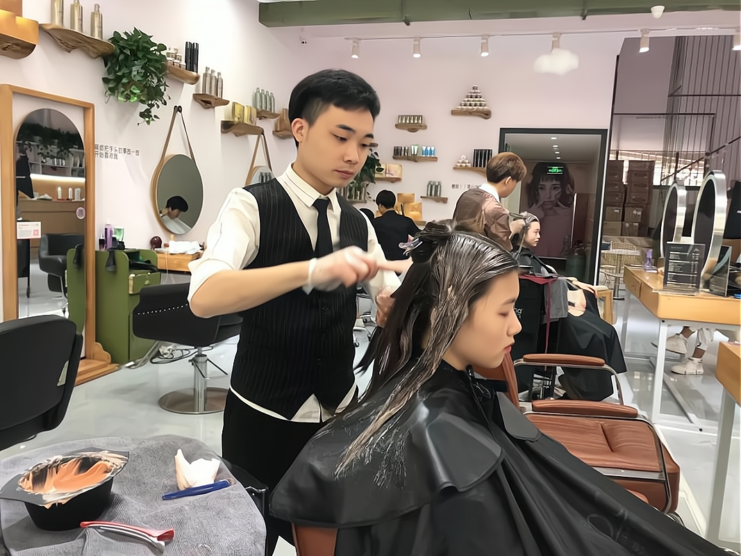 测试发型(Hairstyle Salon) 发质打理成本与日常维护发型设计建议