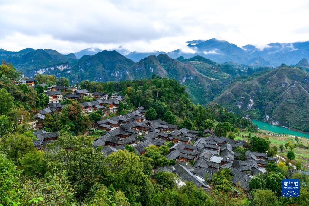 多彩石阡旅游风景全景 温泉古寨山水