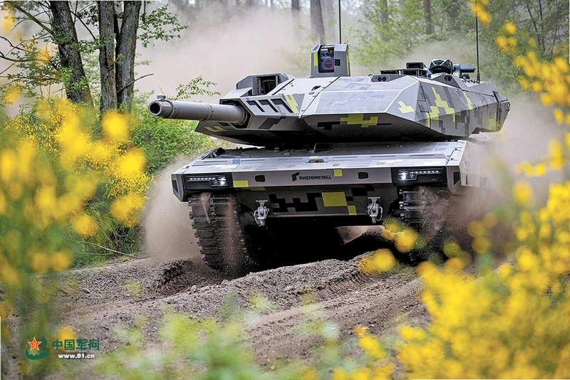 ̹������ Tank Invasion2026 ����Ӳ�̰�
