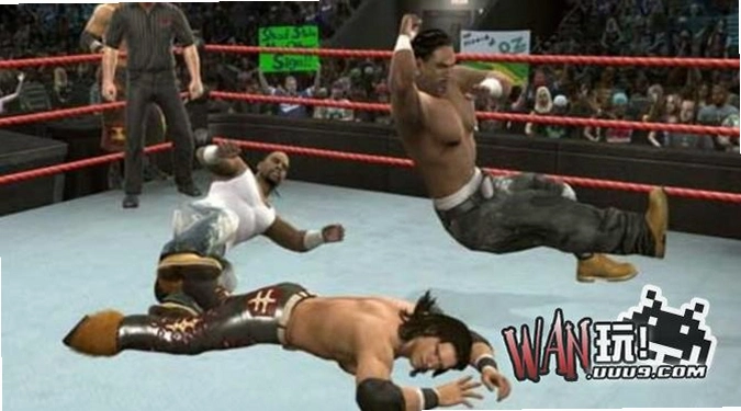 ����ְҵˤ�ӣ��ռ���ײ WWE 2K Battlegrounds2026 ������