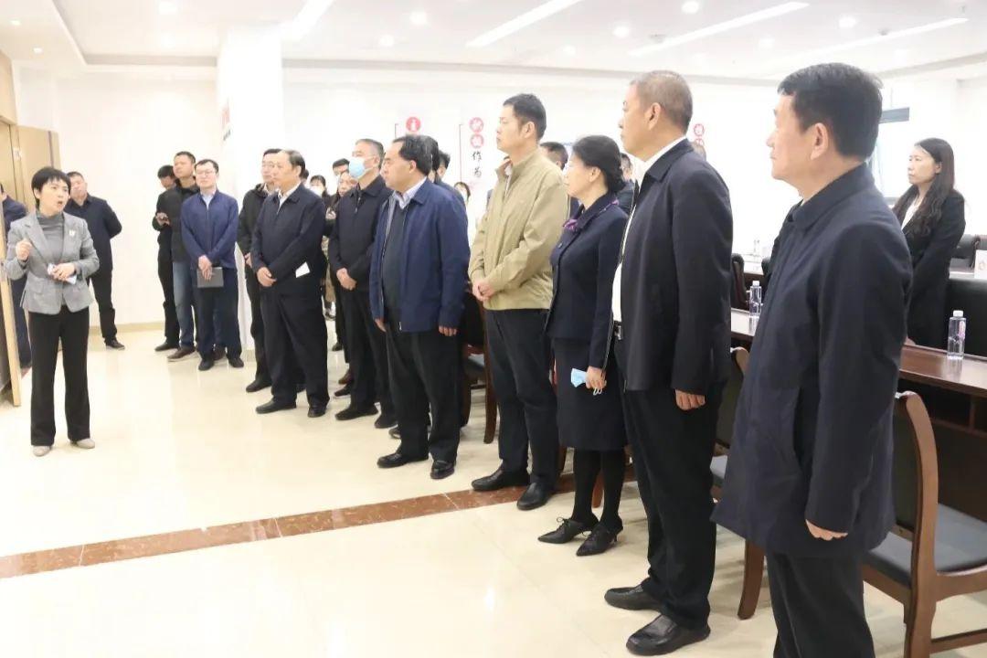 ������Э ίԱ��ְ ��ȡ���� ����
