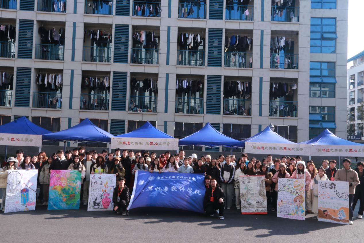 和田发布 非遗文化进校园活动现场
