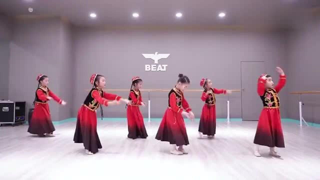 Kipinak��ͯά����� �½���ͯ�赸��ѧ��Ƶ