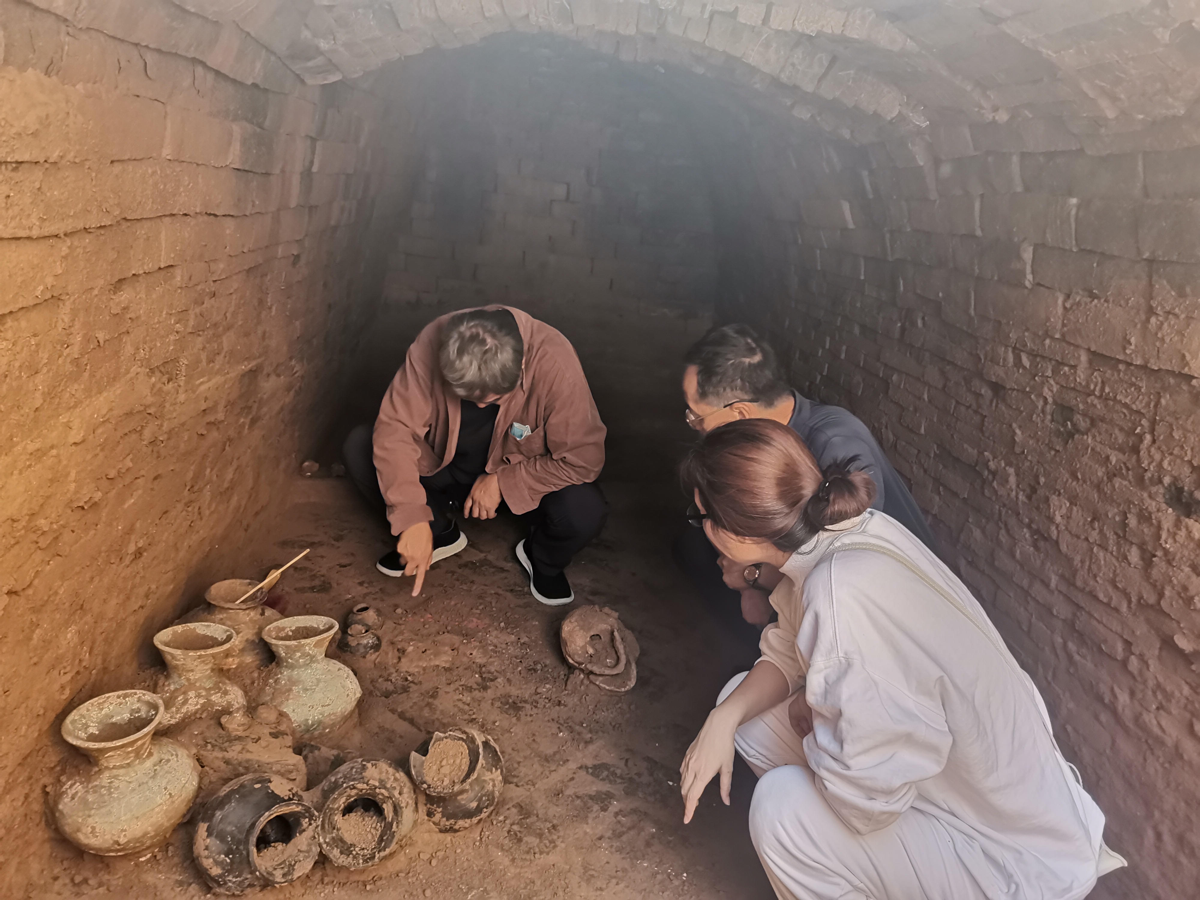神秘探险传说 无人区古墓遗址 实地照片