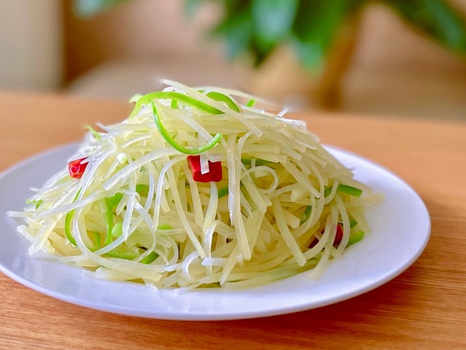 开饭必做青椒土豆丝 家常快手菜步骤图
